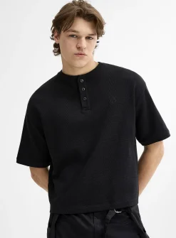 Solid waffle Henley T-shirt