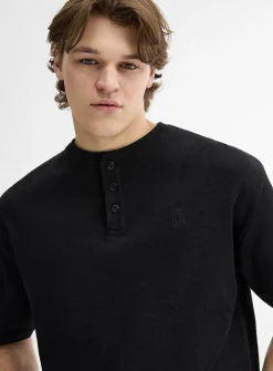 Solid waffle Henley T-shirt