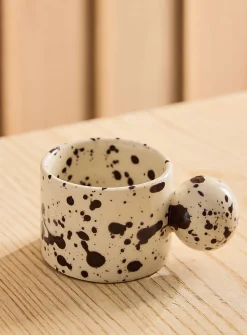 Speckled ball handle mug