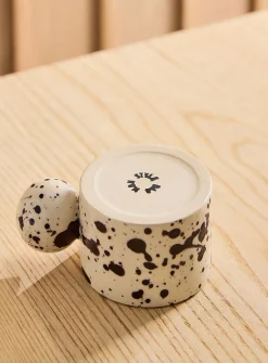 Speckled ball handle mug