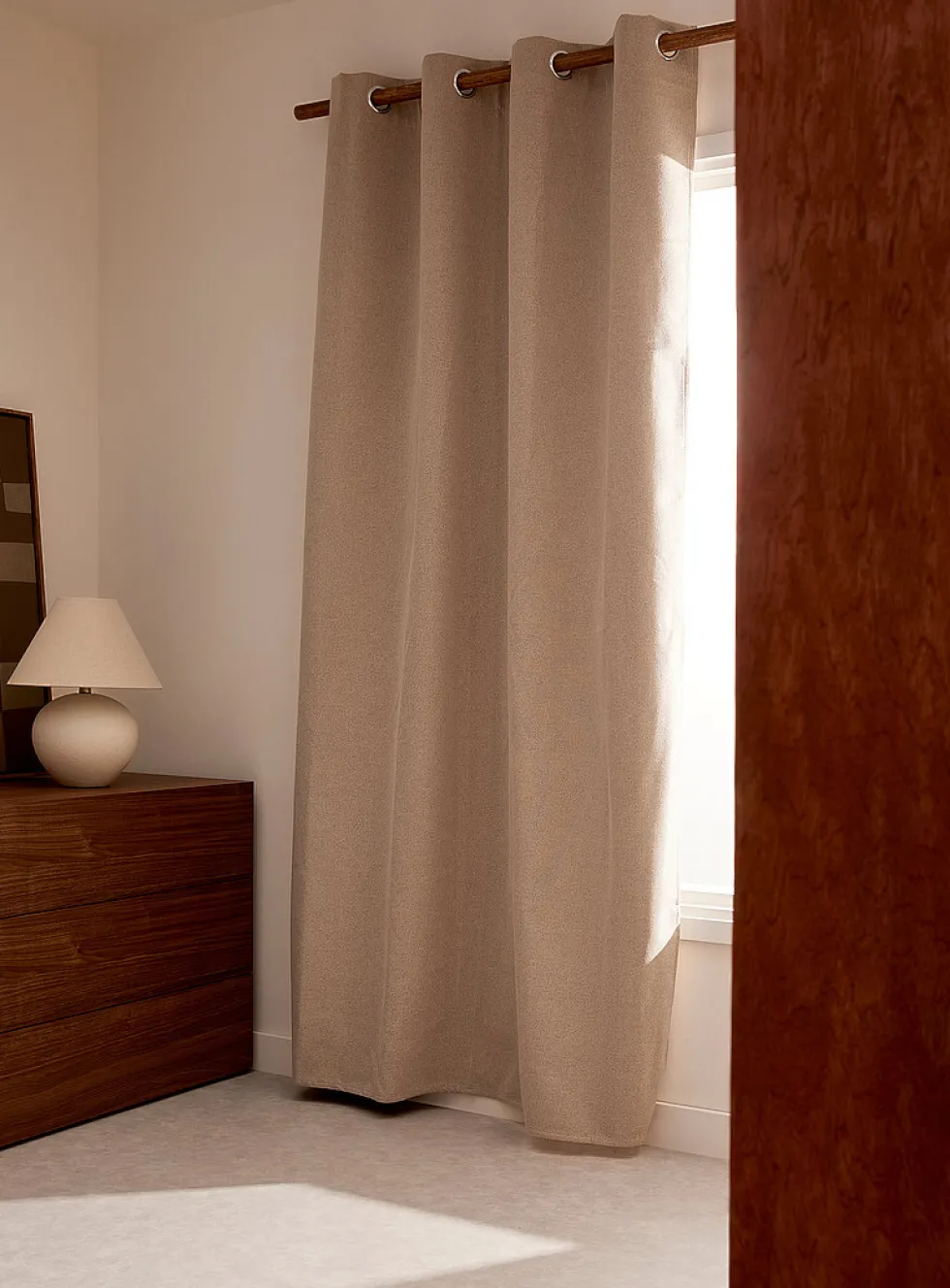 Speckled blackout curtain