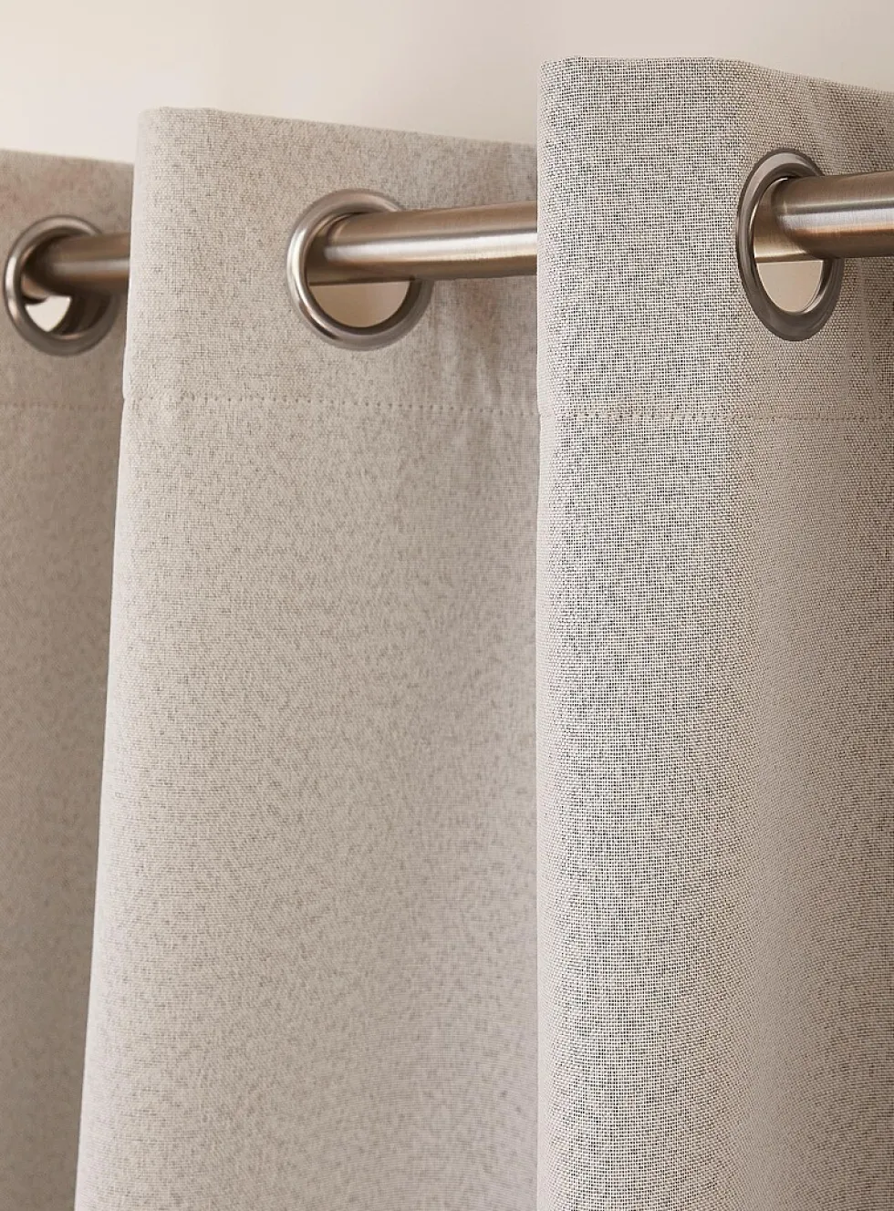 Speckled blackout curtain