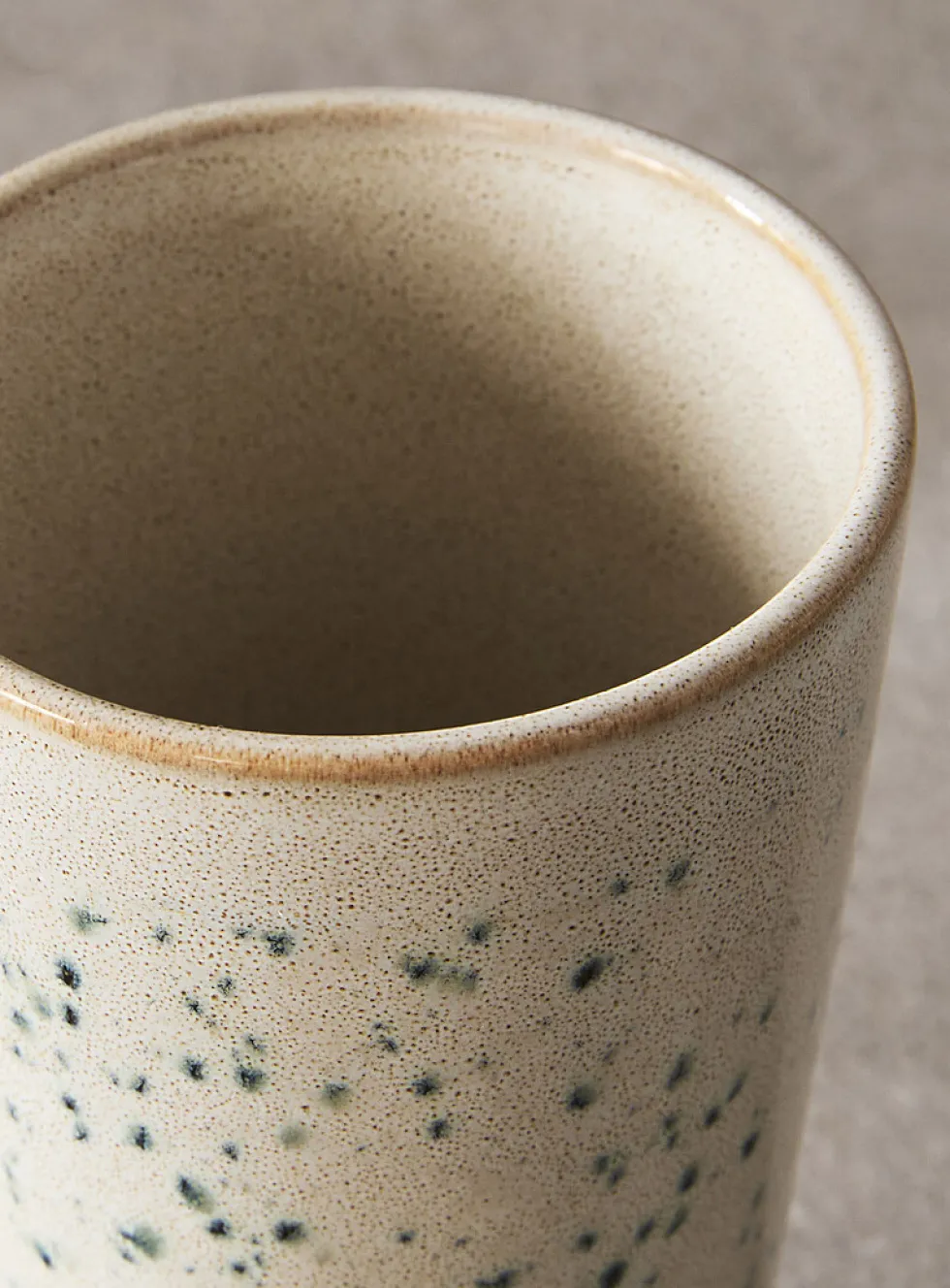 Speckled glass