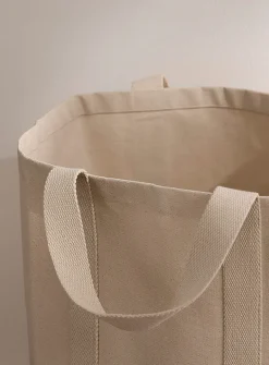 Speckled laundry basket