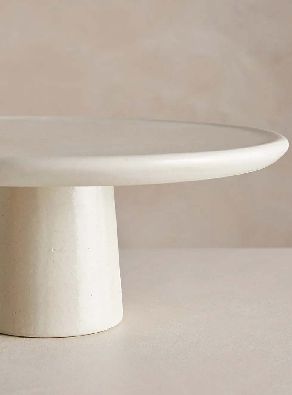 Speckled stoneware cake stand