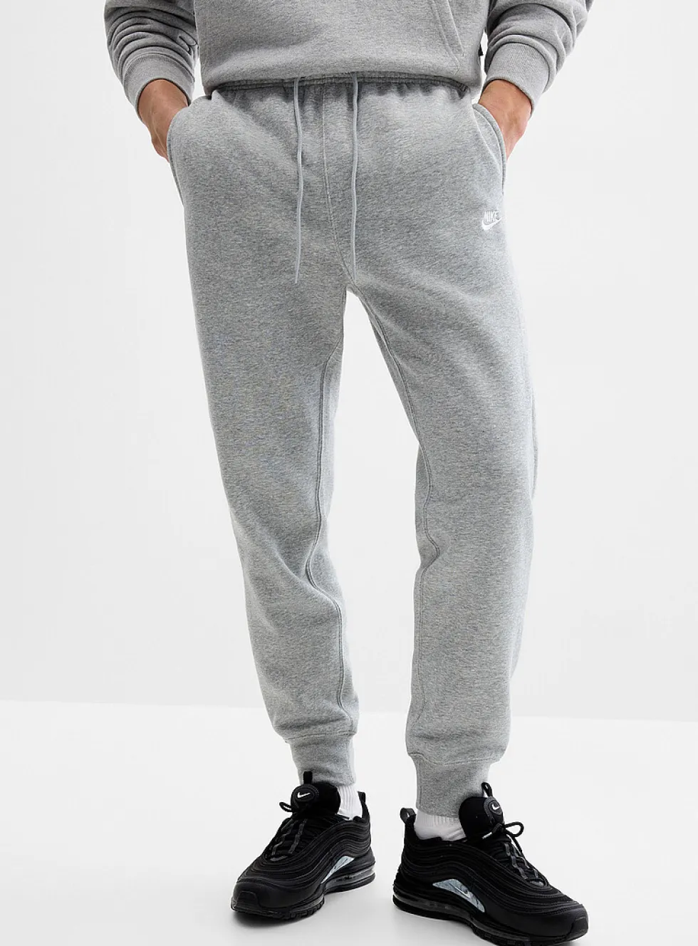 Sportswear Club fleece joggers