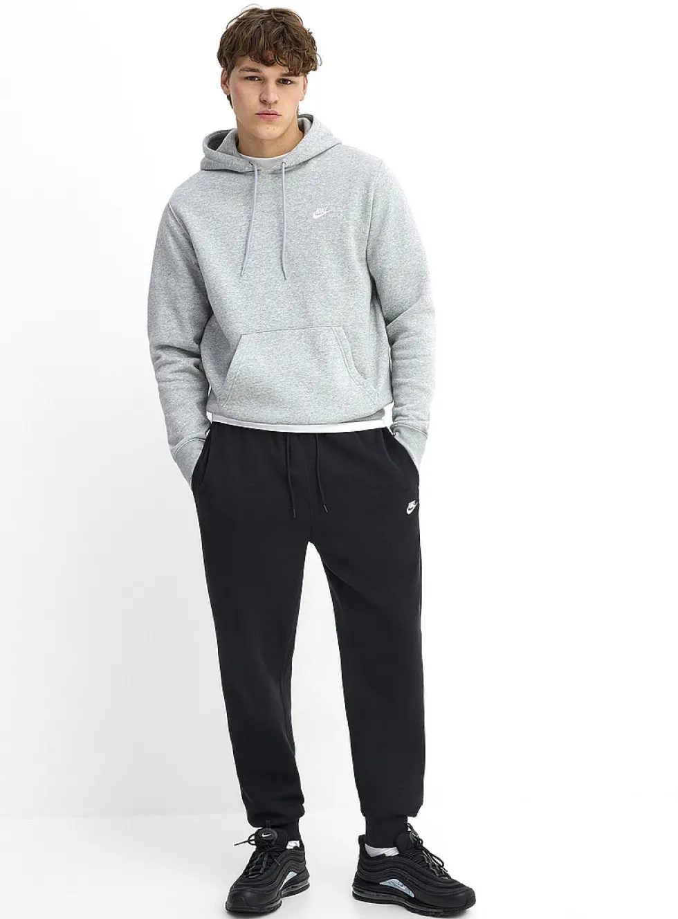 Sportswear Club fleece joggers