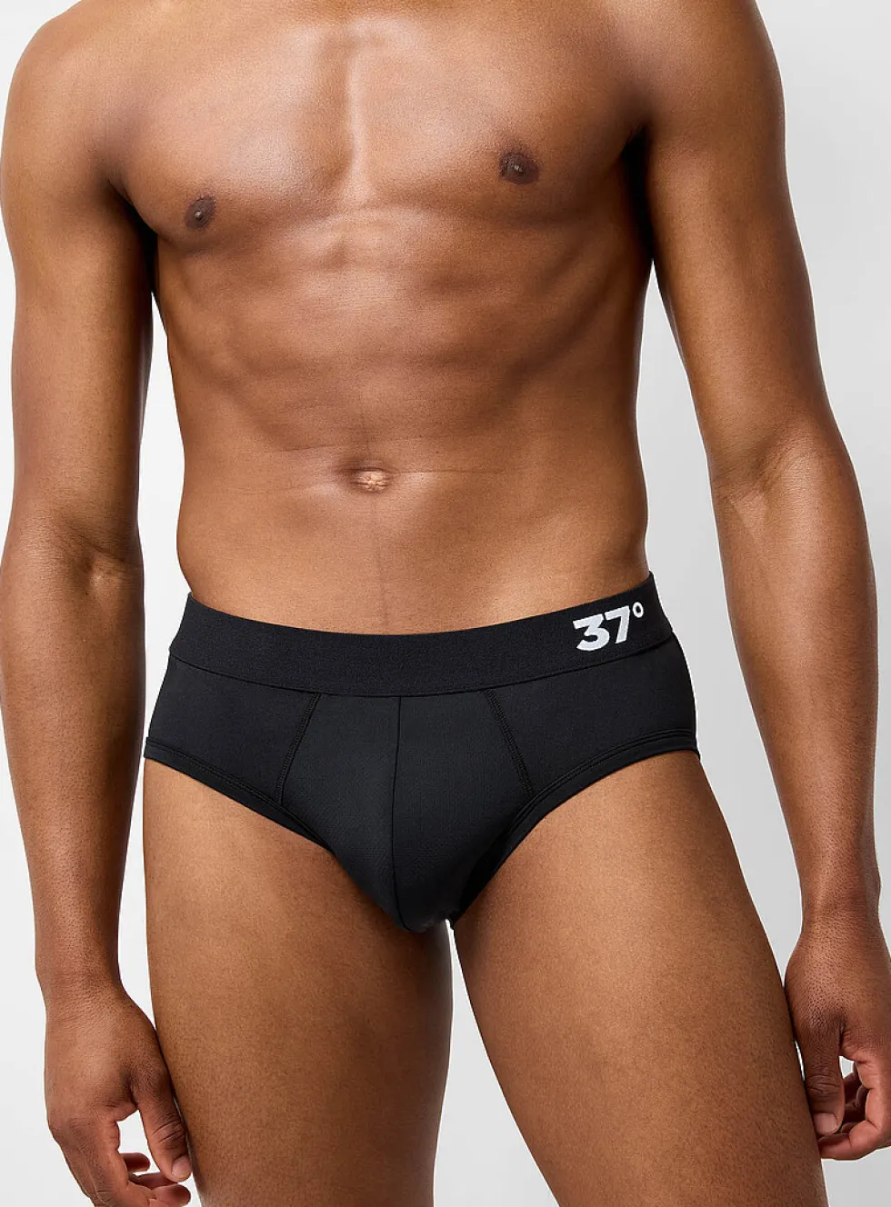 Sporty microfibre brief