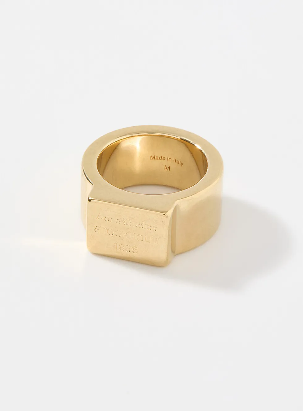 Square logo ring