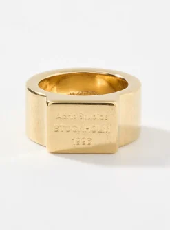 Square logo ring