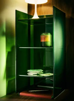 Stackable polycarbonate shelving
