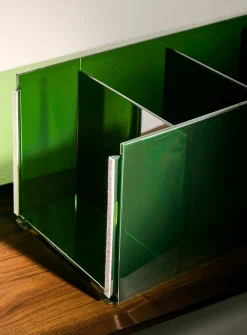 Stackable polycarbonate shelving