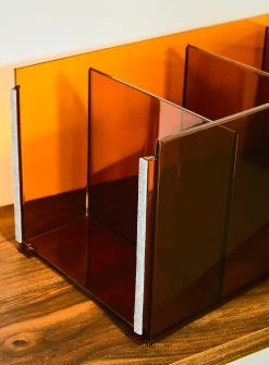 Stackable polycarbonate shelving