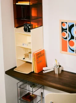 Stackable polycarbonate shelving