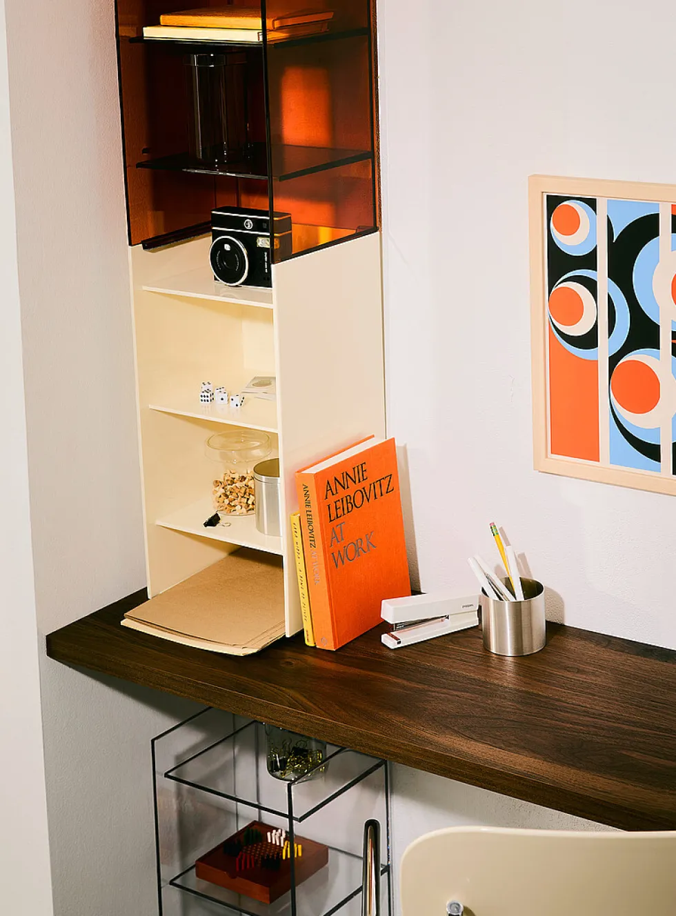 Stackable polycarbonate shelving