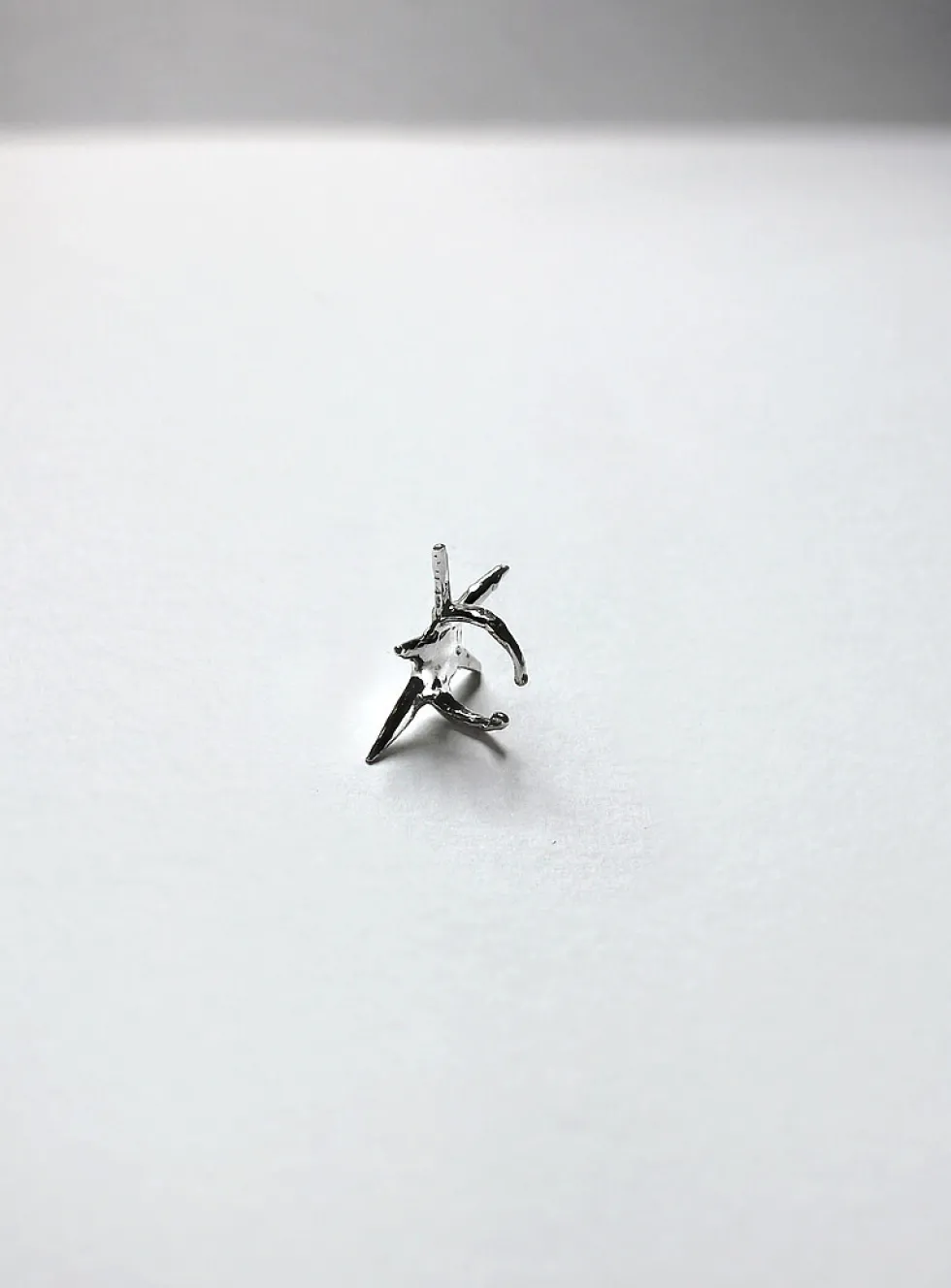 Star ear cuff