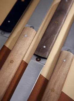Steak knives