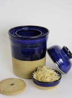 Stoneware lactofermentation pot