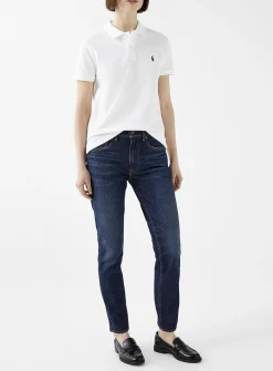 Straight-leg blue jean