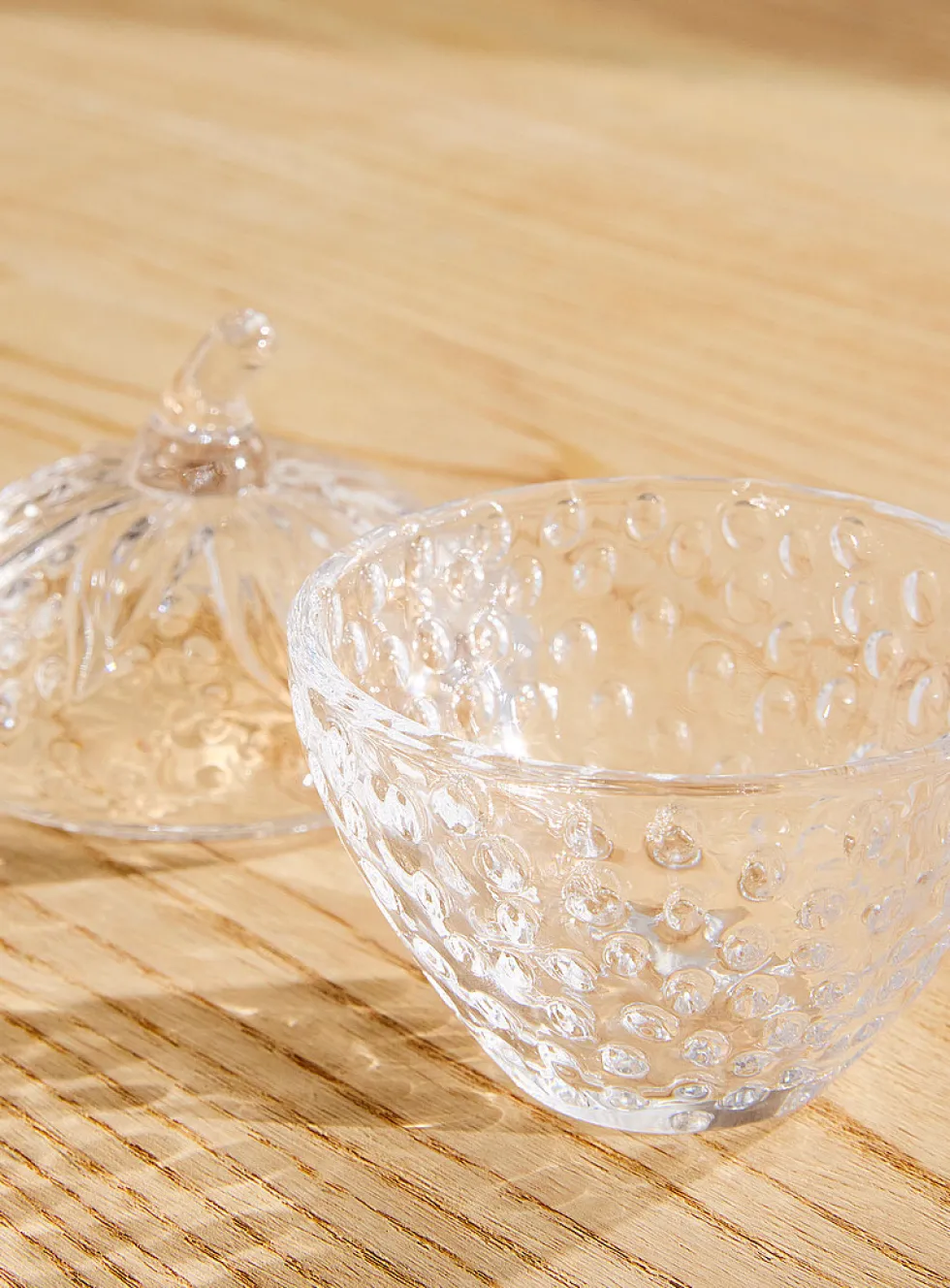 Strawberry small lidded bowl