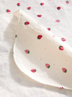 Strawberry vinyl tablecloth
