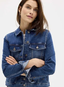 Stretch denim fitted jacket
