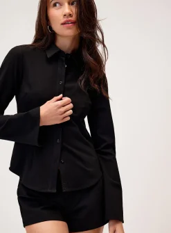 Stretch fitted crepe shirt