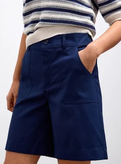 Stretch structured twill short