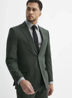 Stretch suit