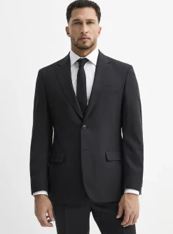 Stretch suit