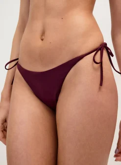 String high-cut cheeky bottom