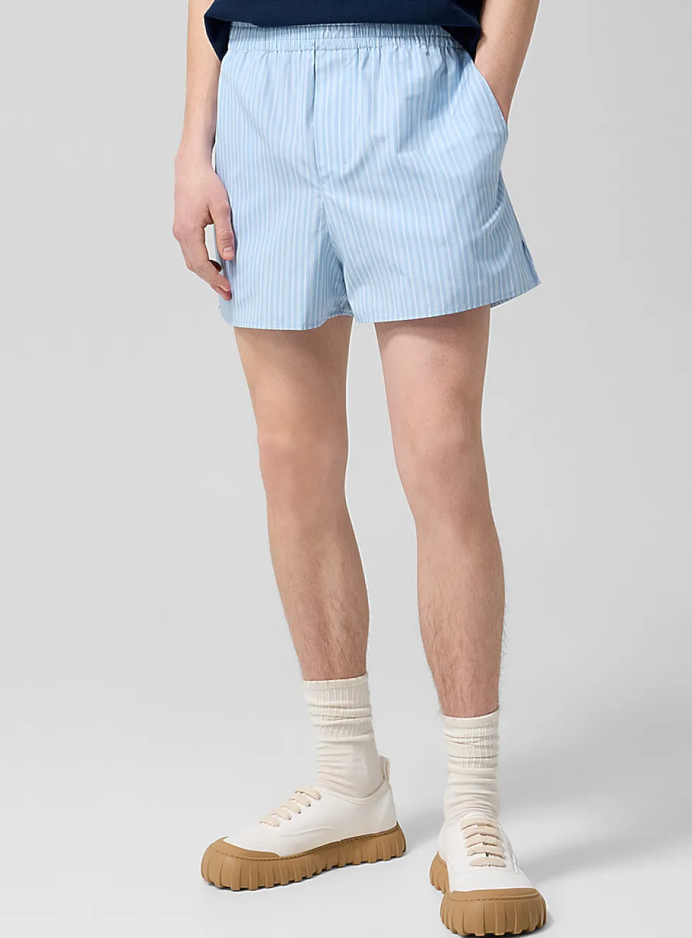 Striped blue poplin short