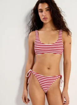 Striped ruffle-textured string cheeky bottom