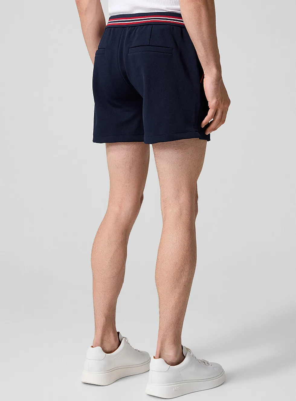 Striped-belt tennis short