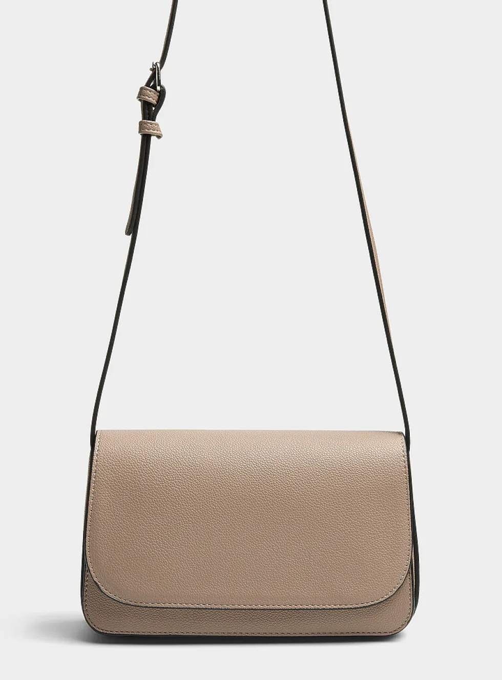 Structured crossbody bag