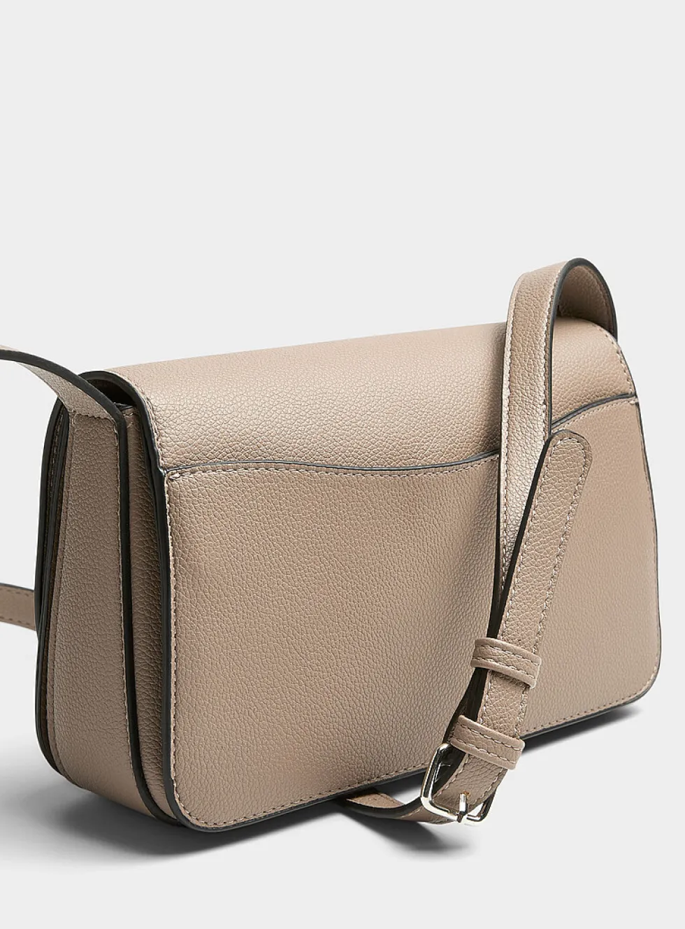 Structured crossbody bag