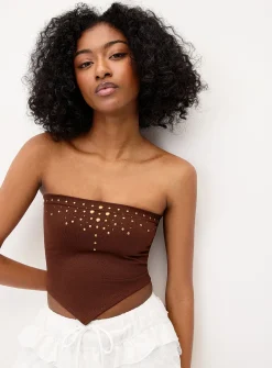 Studded triangular tube top