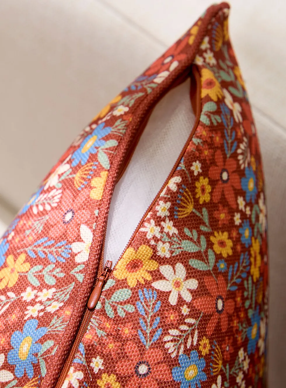 Summer blossoms removable-cover outdoor cushion