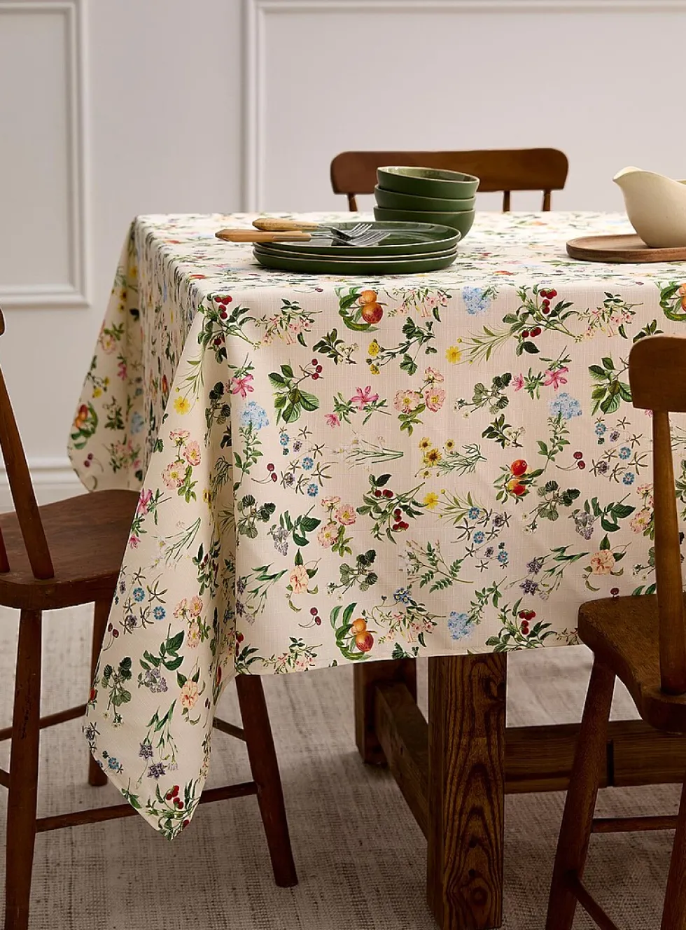 Summer breeze tablecloth