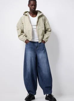 Supple balloon jean