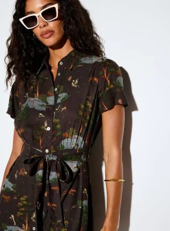 Supple belted maxi shirtdress