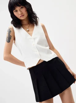 Supple viscose-linen blend vest