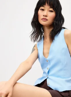 Supple viscose-linen blend vest