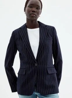 Supple wool pinstripe blazer