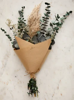 Sylvie dried plants bouquet