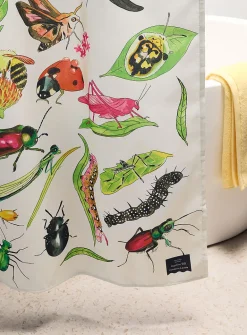 Été au Québec shower curtain