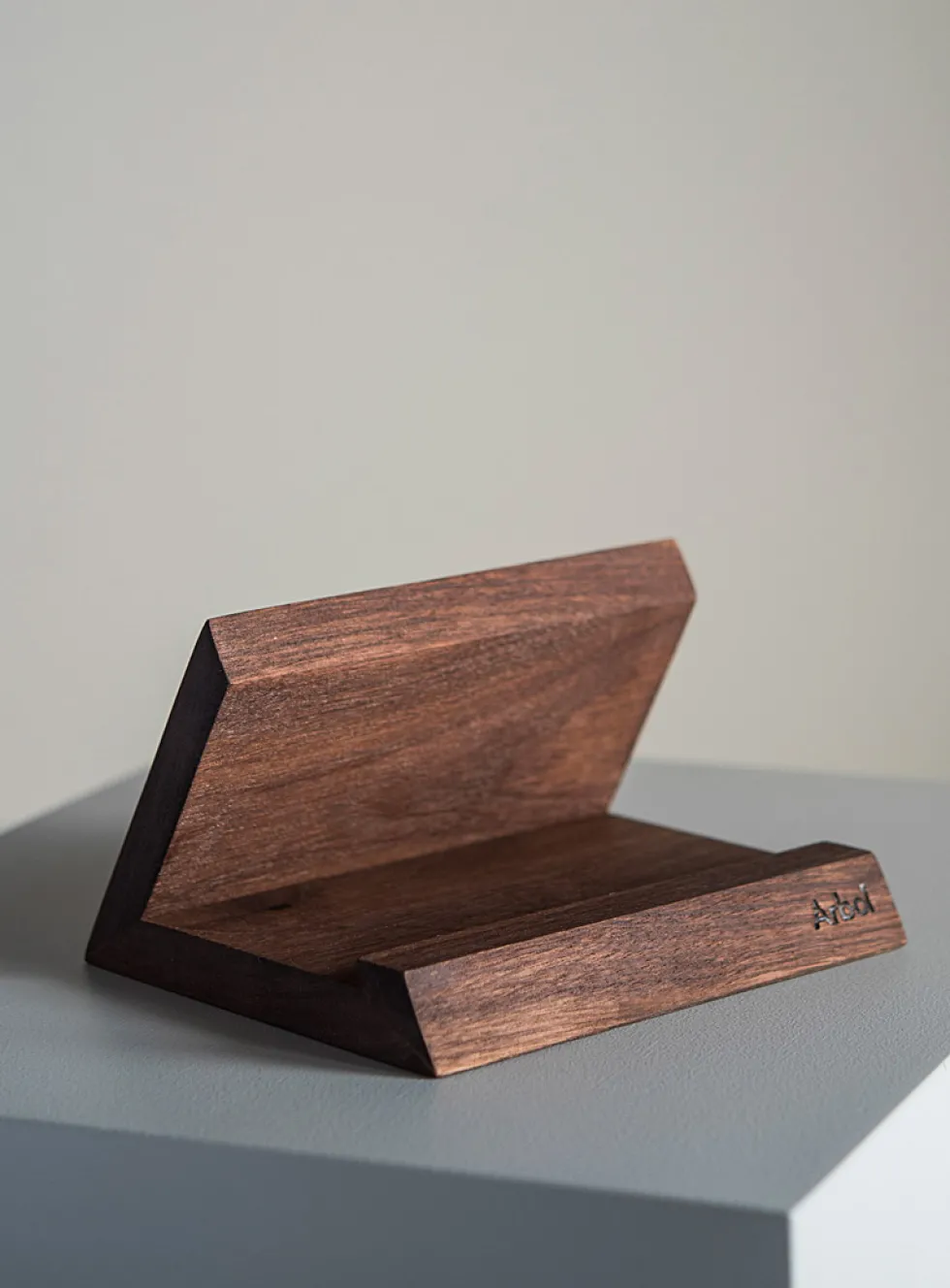 Tablet holder