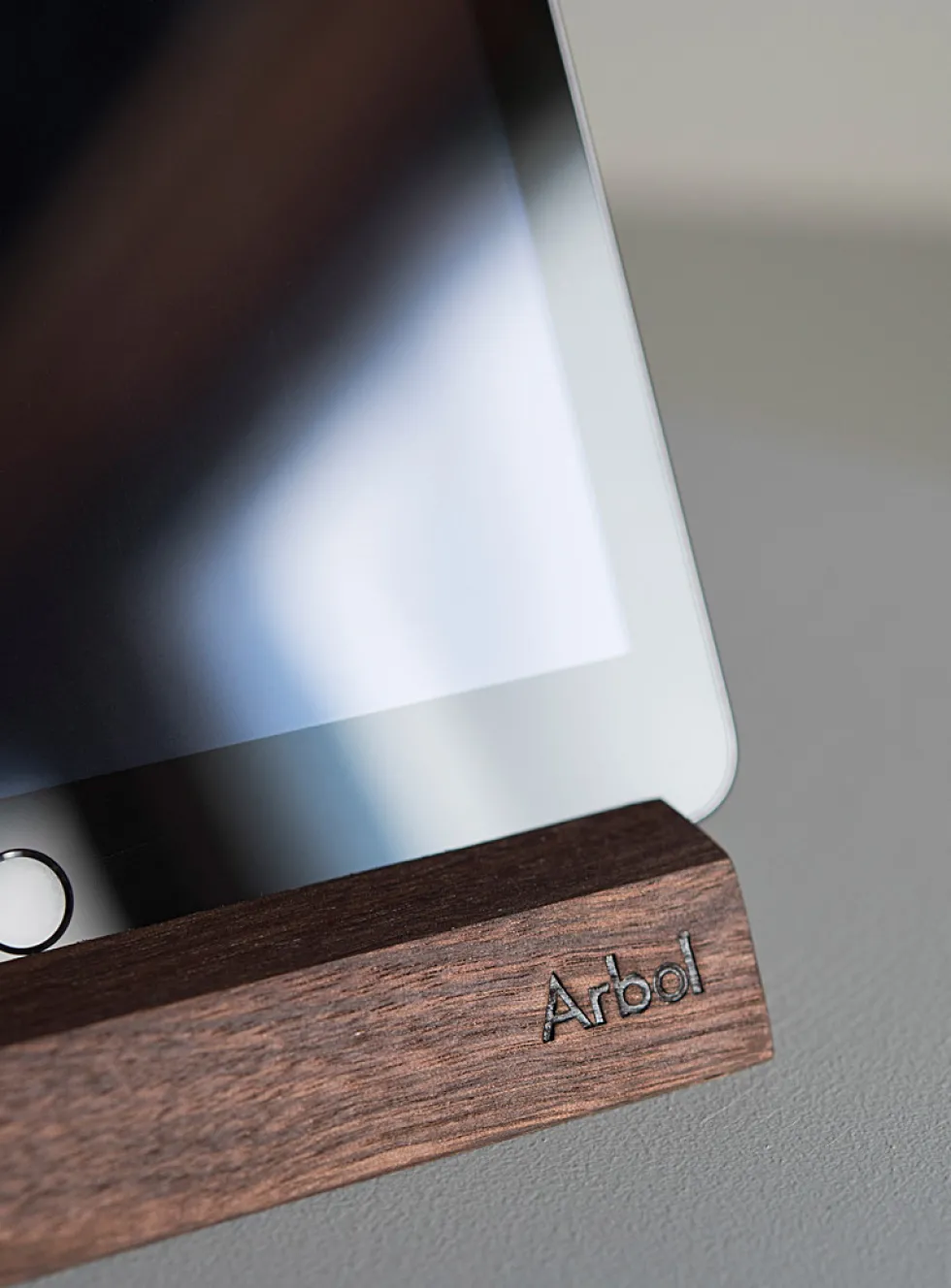 Tablet holder