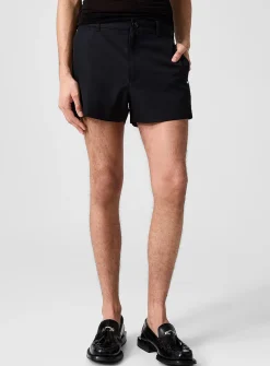 Tailored short virgin wool-blend shorts