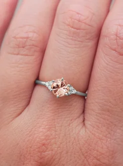 Talia morganite and diamonds ring